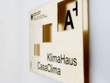 SERRAMENTI - Serramenti in legno, azienda familiare 1