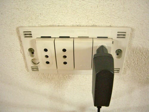 tenuta all aria presa elettrica