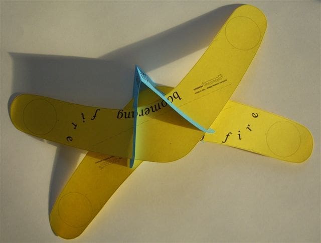 - Millepede, oggetti 2005 7 boomerang fire design federico sampaoli-02