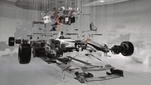 macchina-costruisce-gigafactory-2