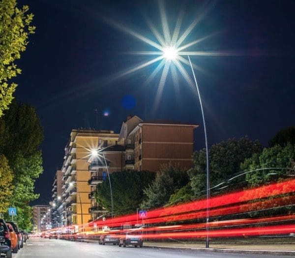 illuminazione - Troppa illuminazione stradale, il troppo storpia 2