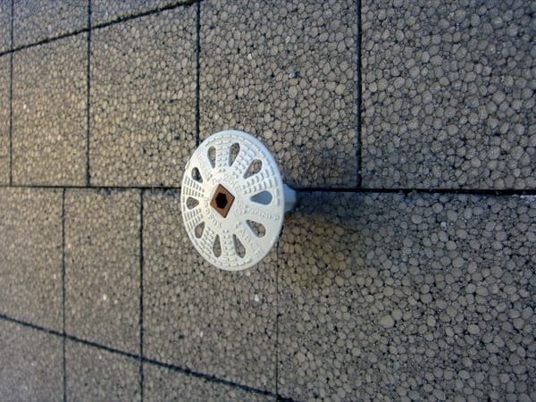 isolamento esterno a cappotto - La grafite contenuta nel pannello in EPS grigio 2