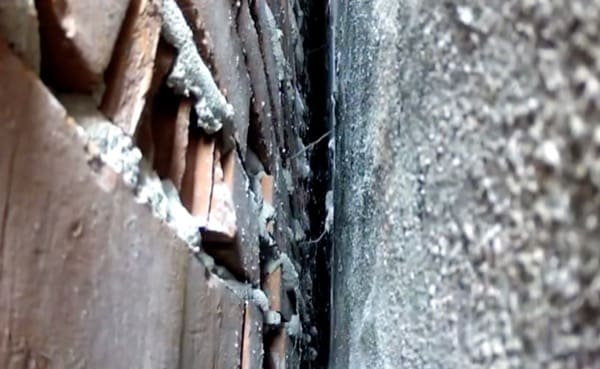 isolamento in intercapedine - Muro isolato con insufflaggio in intercapedine 3