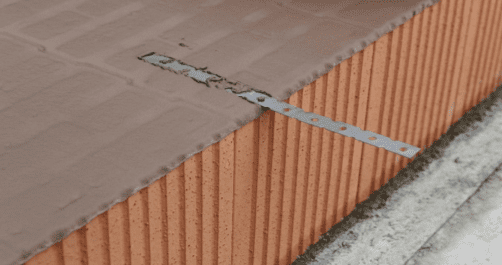 costruire in laterizio - Attenuazione del ponte termico del pilastro e gli ancoraggi per il laterizio 3