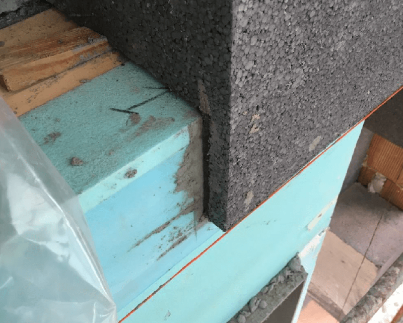 casa passiva - Serramento per casa passiva in monoblocco su misura 17