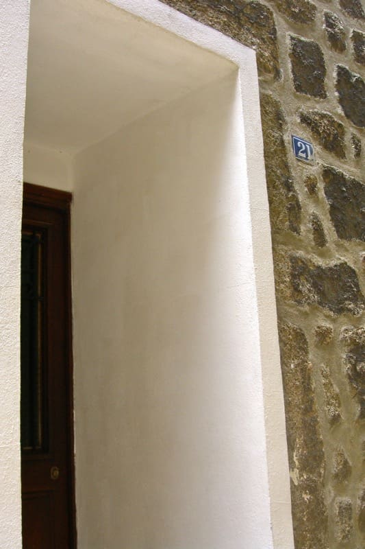 isolamento contro il caldo - L'isolamento in granito diventa casa per vacanze in Corsica 13 isolamento contro il caldo - L'isolamento in granito diventa casa per vacanze in Corsica 12