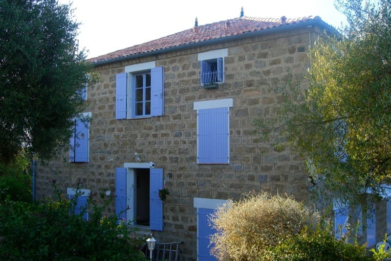 isolamento contro il caldo - L'isolamento in granito diventa casa per vacanze in Corsica 121 isolamento contro il caldo - L'isolamento in granito diventa casa per vacanze in Corsica 120