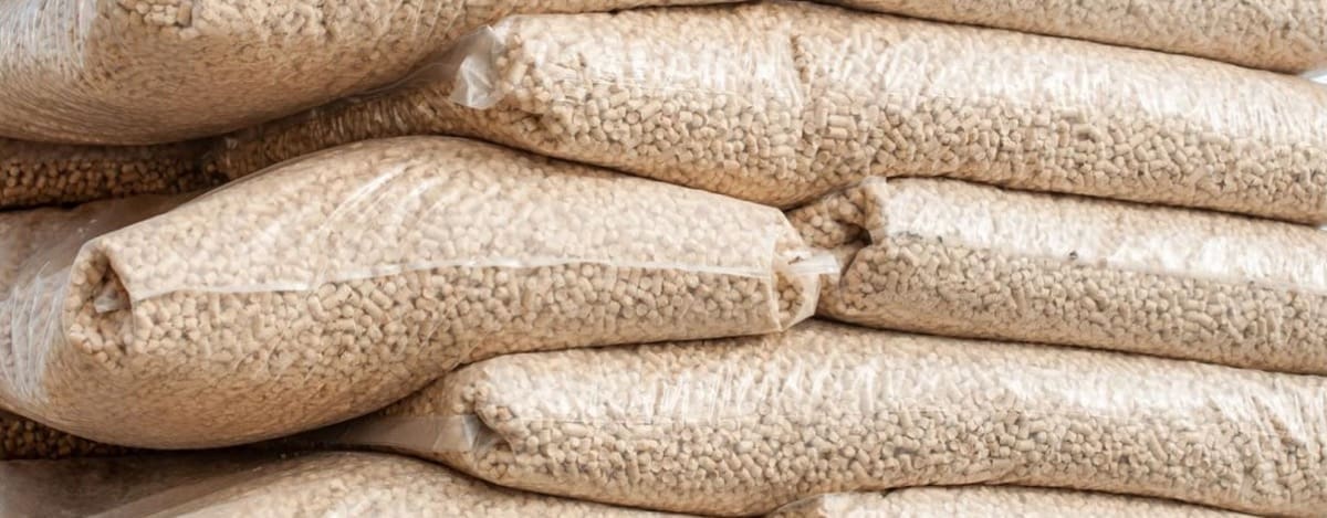 isolamento sottotetto - Isolamento del sottotetto con pellet disteso nel solaio 4