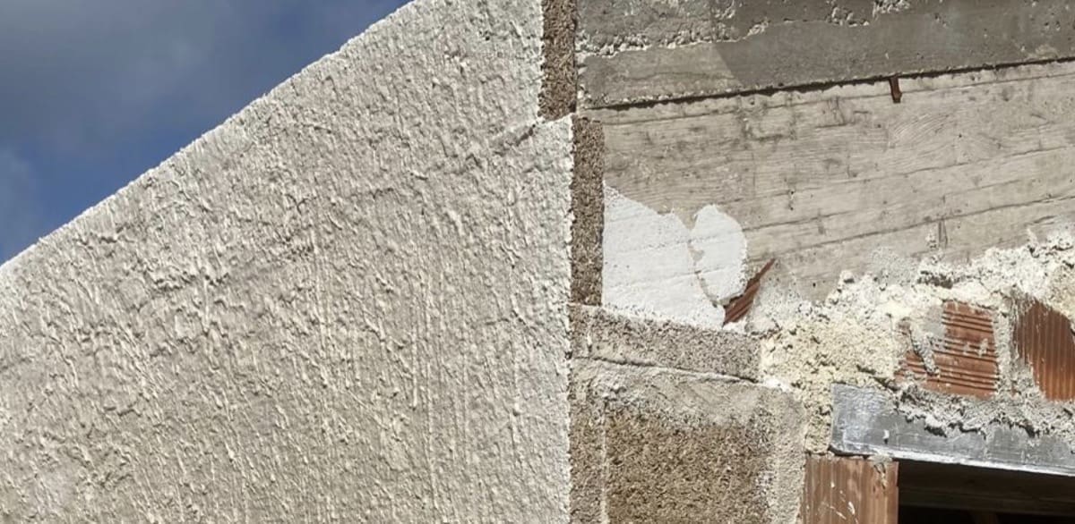 isolamento esterno a cappotto - Isolamento ponte termico del pilastro con calcecanapa 8