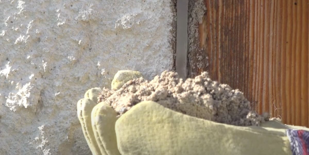 posa serramento - Impossibile sigillare una finestra con materiali naturali 6