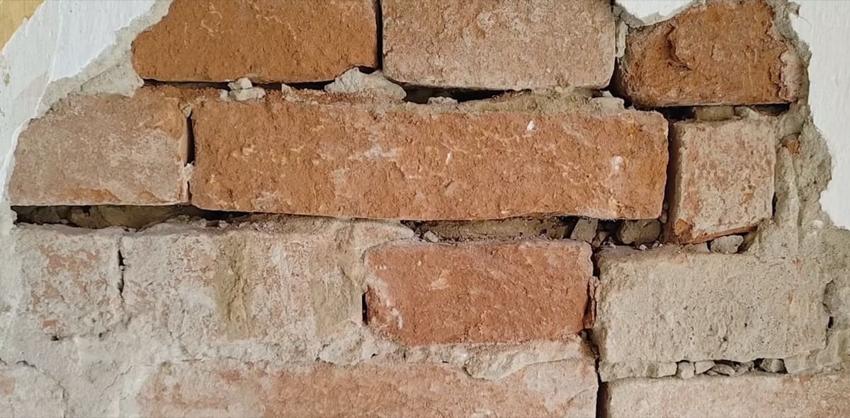 isolamento interno - Malta di allettamento fai da te argilla e calce 1