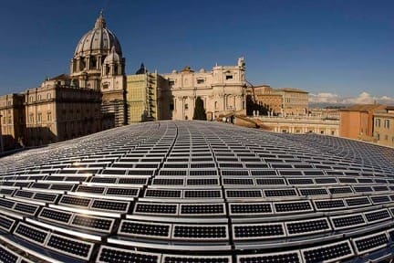 Il Papa “creerà” la più grande centrale solare d’Europa