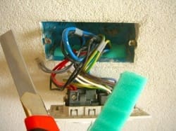 Tenuta all’aria (fai da te) delle prese elettriche