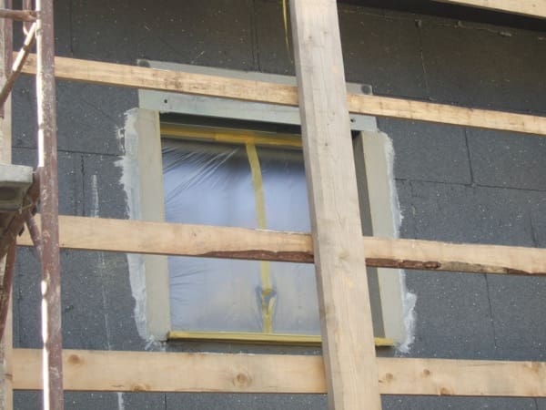 Posa serramenti in struttura in x-lam-08