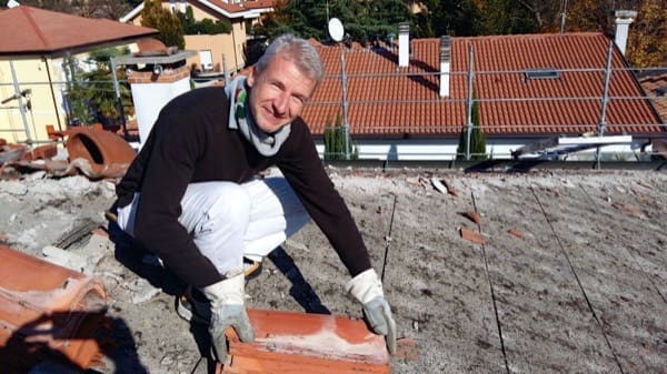 Scoperchiare il tetto in latero cemento per verificare la cappa in cls Part 3-01