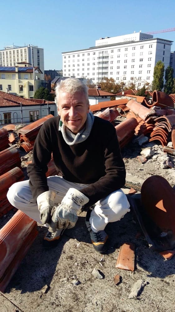 Scoperchiare il tetto in latero cemento per verificare la cappa in cls Part 3-03