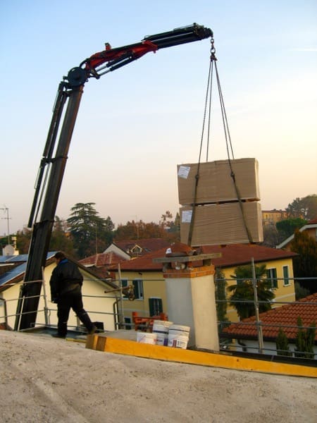 fibra-cosa-serve-subito-iniziare-isolamento-di-un-tetto-latero-cemento-fibra-legno-02