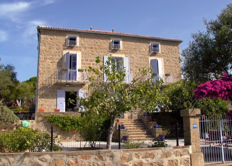 isolamento contro il caldo - Eine Isolierung in Granit wird zum Ferienhaus auf Korsika 80