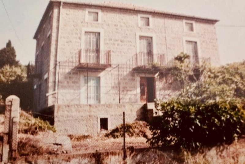 ARCHITETTURA - L' isolation en granit devient une maison de vacances en Corse 78