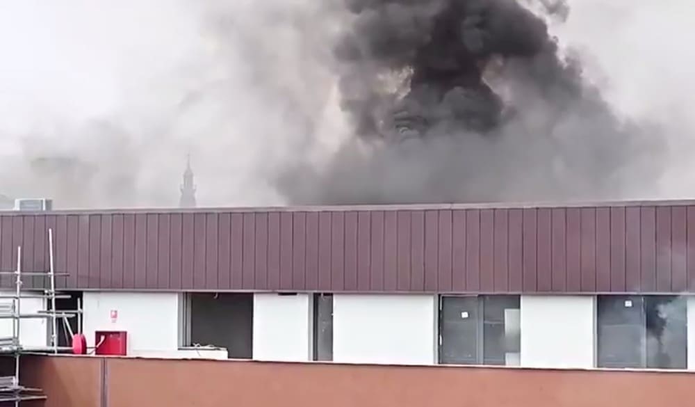 isolamento in intercapedine - Anche a Torino un altro edificio in fiamme 3