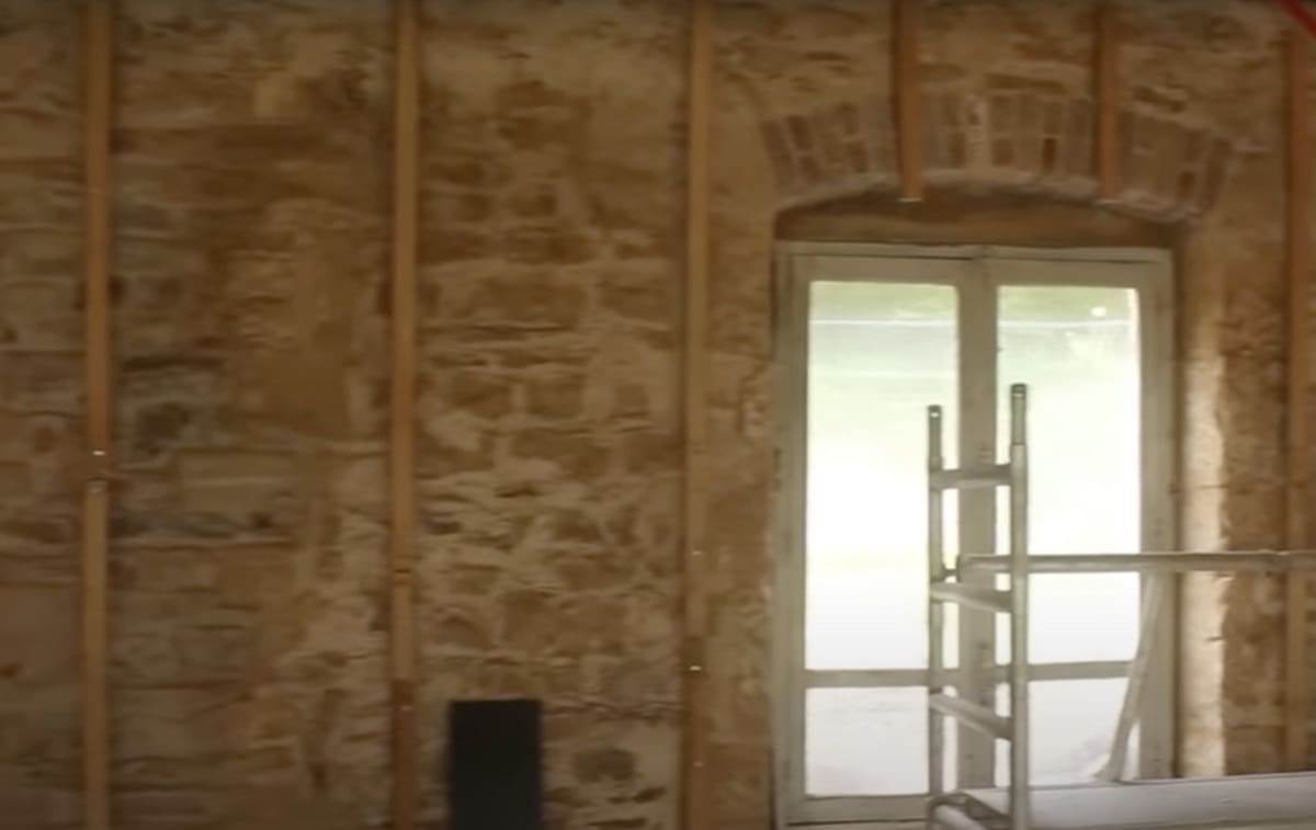 isolamento interno - Posa isolamento interno con miscela in calcecanapa 23