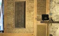 Isolamento interno in paglia e argilla