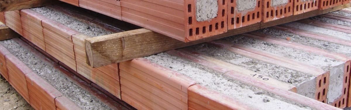 isolamento interno - Architrave in larice, isolamento e durata eterna 2